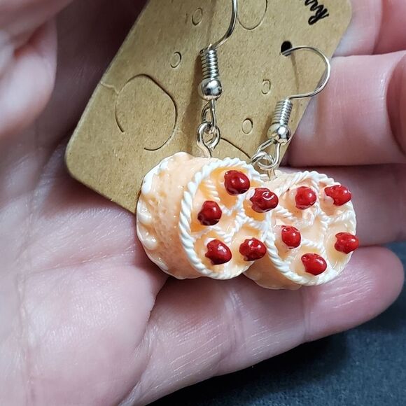**Sale** Peach colored cake earrings - Picture 5 of 5
